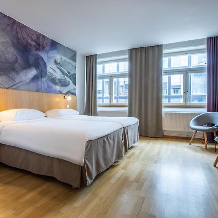 Home Hotel Уппсала Экстерьер фото