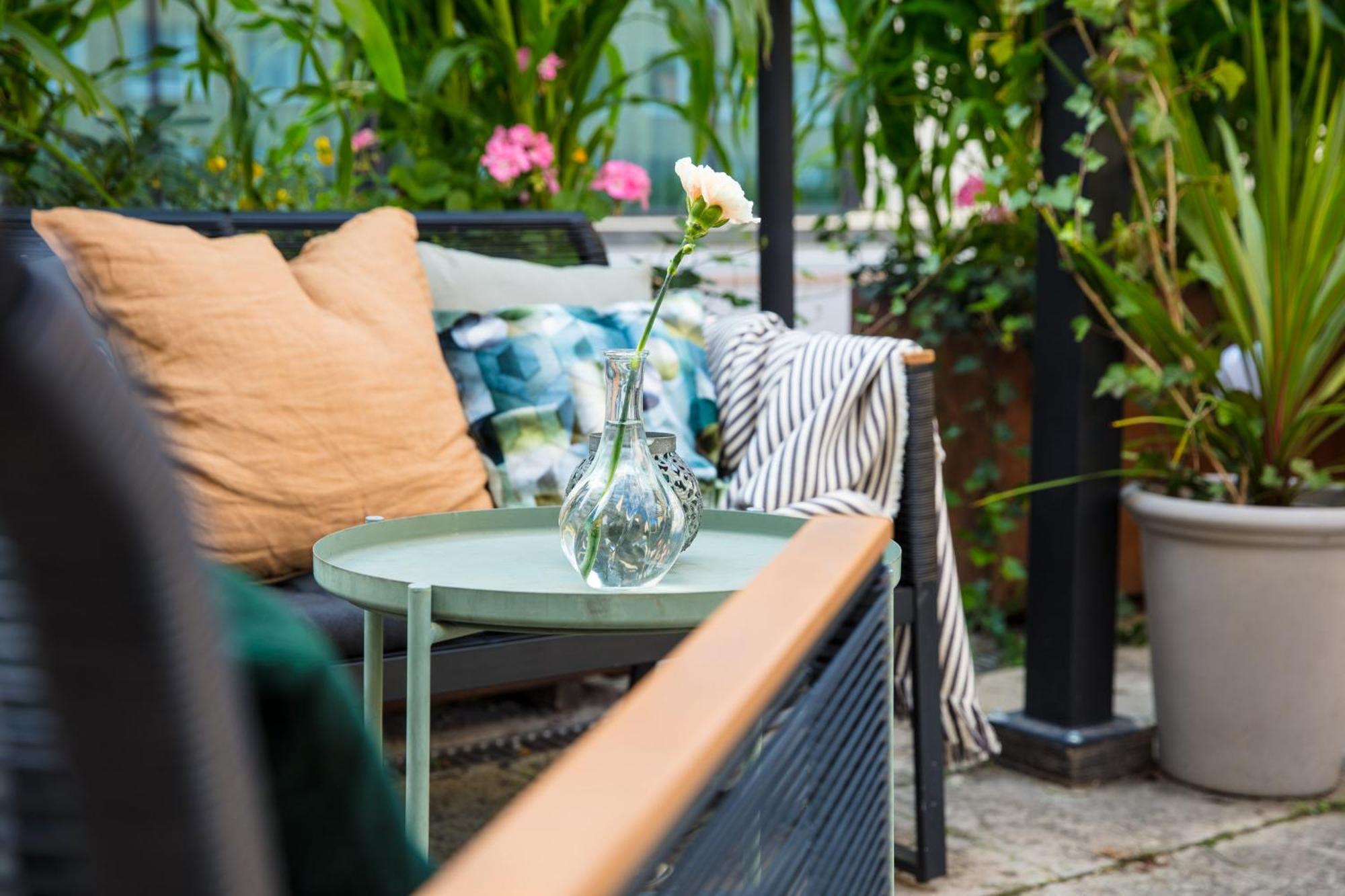 Home Hotel Уппсала Экстерьер фото