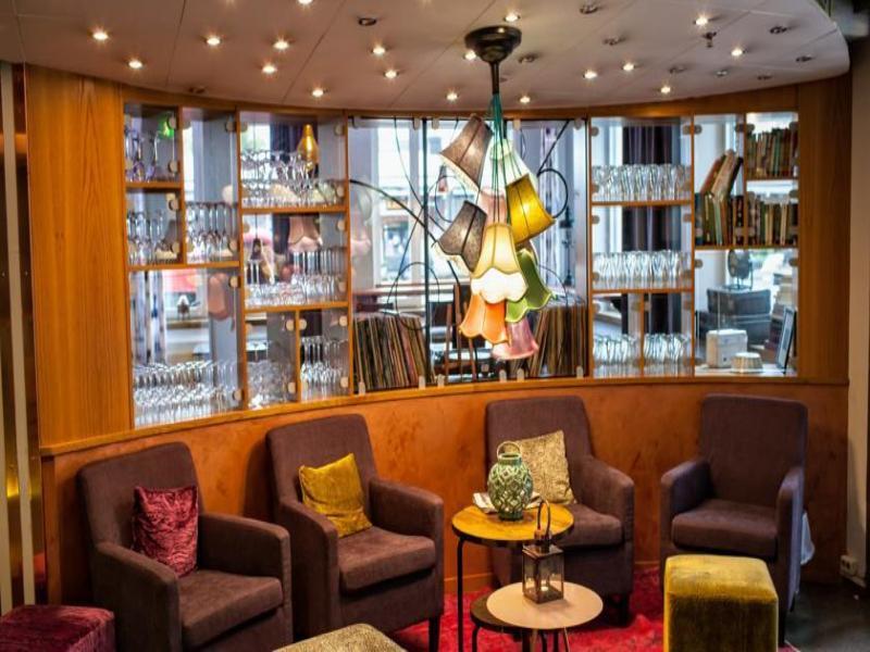 Home Hotel Уппсала Экстерьер фото
